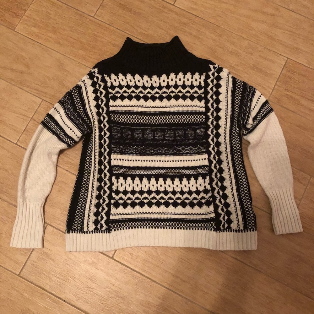Champs Sweater - Picture 3 of 6